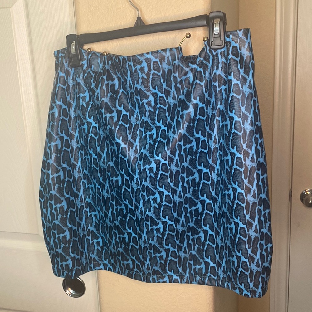 Blue Leopard print skirt